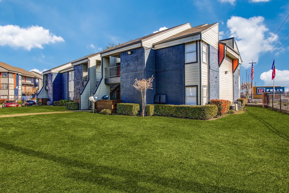 Felix Apartments