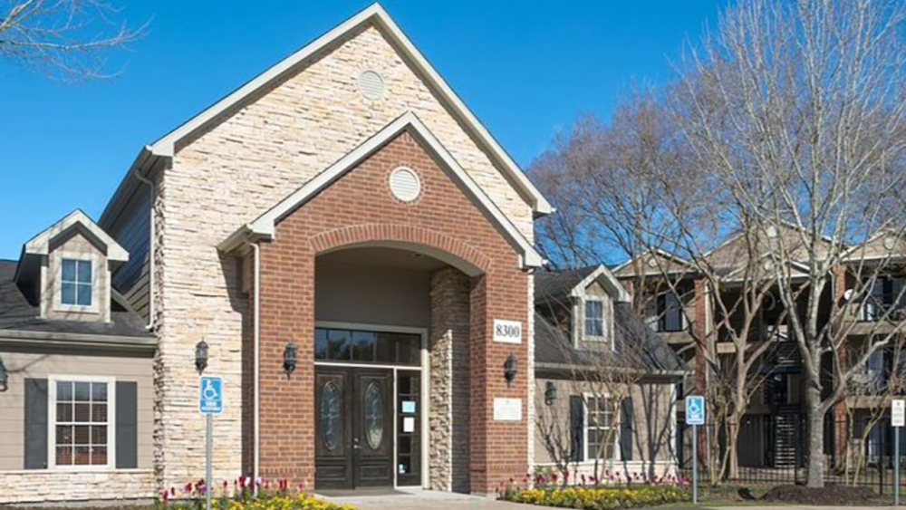 Bellfort Pines Apartment Homes
