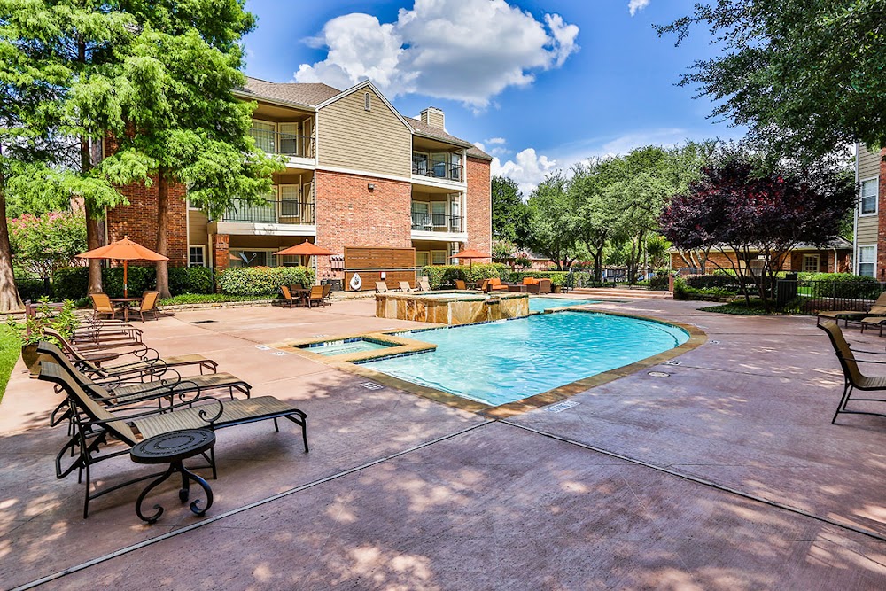 MacArthur Ridge Apartments