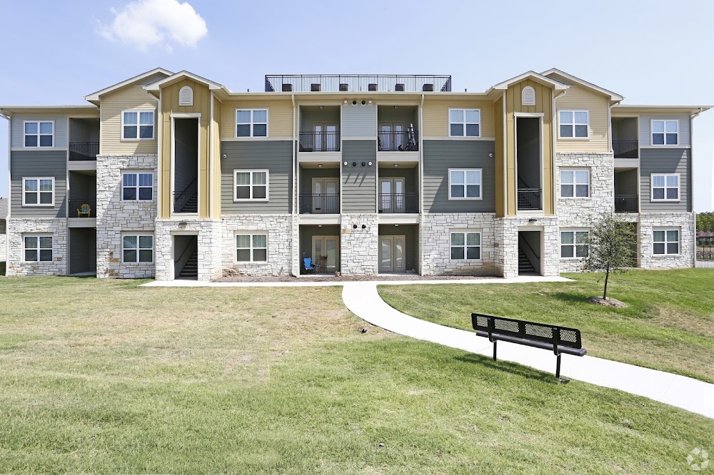 Sansom Ridge Apartments